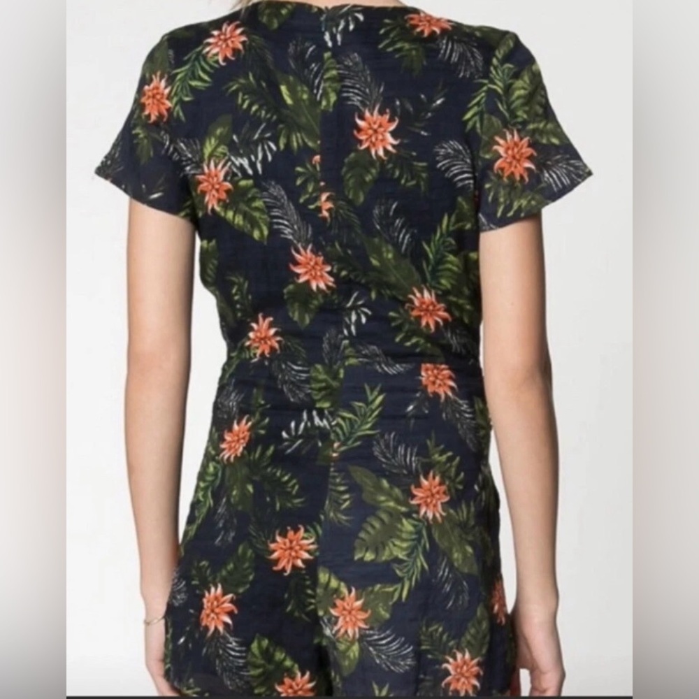 Everly Tropical Floral Romper - Picture 3 of 15